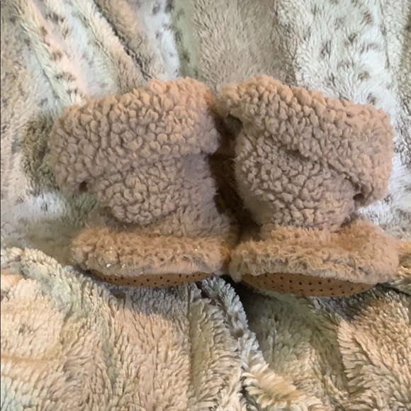 House shoes - Picture 2 of 4